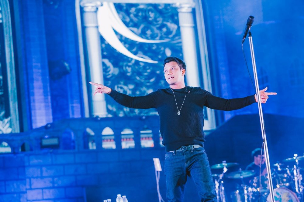 หนุ่ม กะลา 02