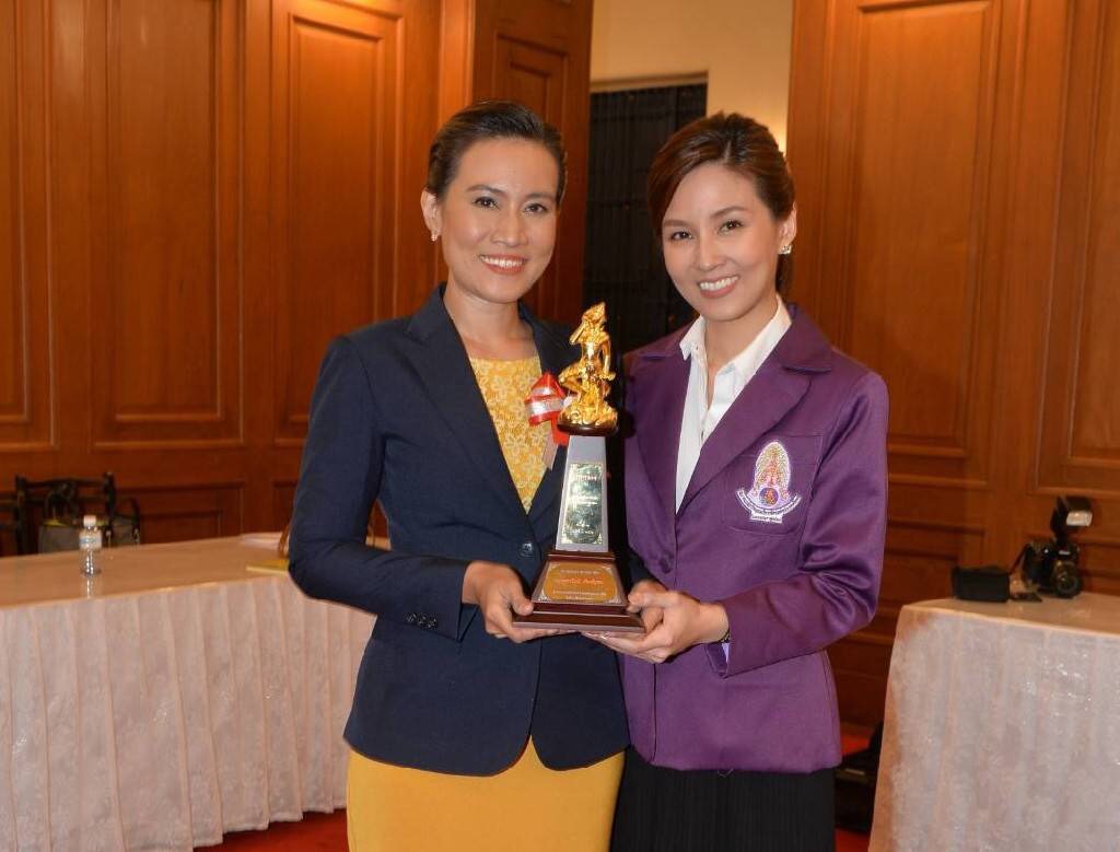 รางวัลเทพทอง (1)