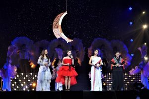 15.สี่สาว สี่ภาค กับเพลงนักร้องบ้านนอก