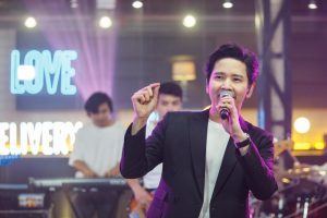 โต๋ ศักดิ์สิทธิ์