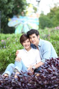 บัลลังก์ดอกไม้ (1)