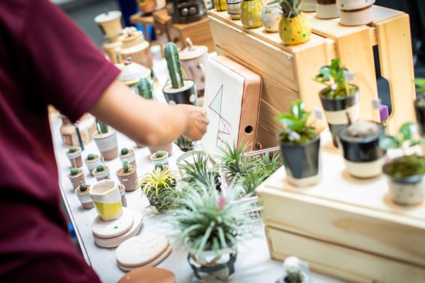 ตลาดนัดสินค้าสุดครีเอทีฟและสินค้าแฮนด์เมดในธีม Blue Print (2)