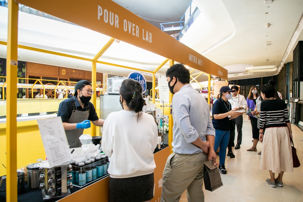 ภาพบรรยากาศจากชั้น 4 และ 5 กับ Food Market ในธีม Yellow Mellow (5)