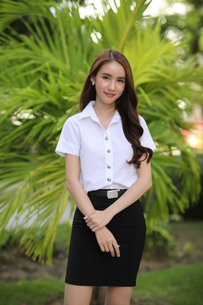 12. ยูกิ รับบทโดย โยชิ - รินรดา ธุระพันธ์