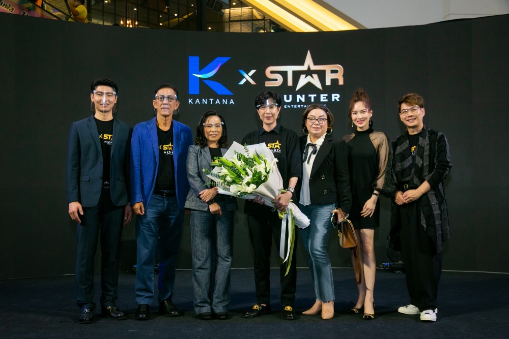 18. แขกผู้มีเกียรติร่วมงานแถลงข่าว