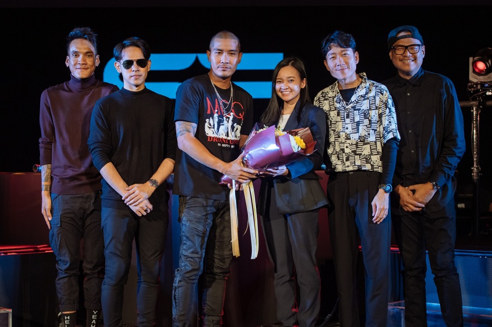 CLASH และ คุณพิมสิริ