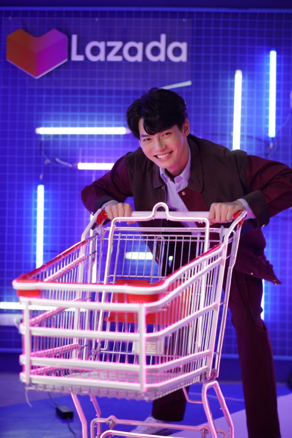 Lazada-9.9-Big-Brands-Sale-8-600x900