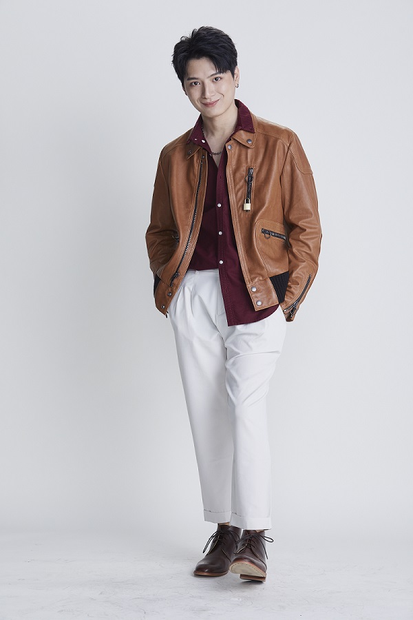 คริส พีรวัส