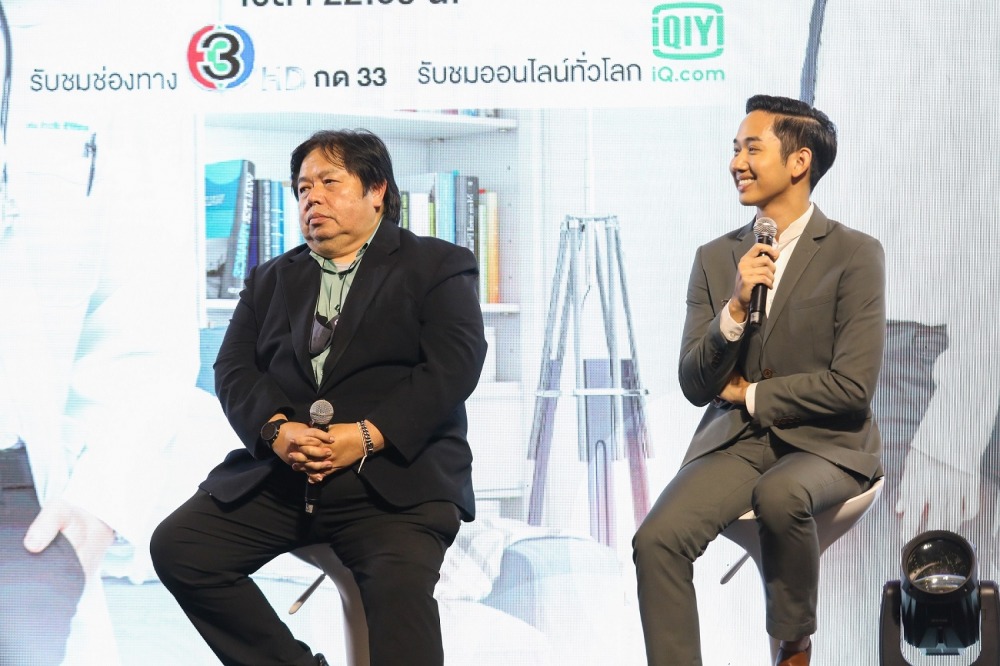 10. คุณสุบัณฑิต สุวรรณนพ ผบ.ช่อง 3 และ คุณผ่านศึก ธงรบ ผบ.iQIYI