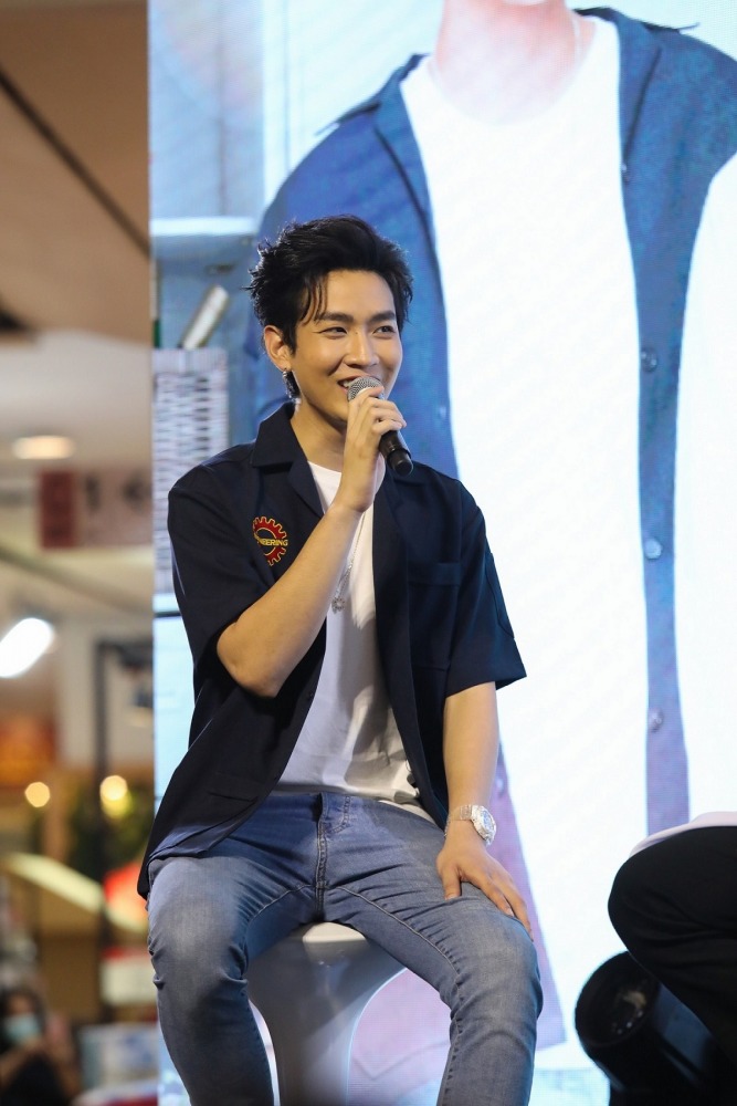 15. Gen Y The Series Press Con