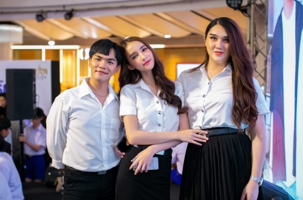 38. แก๊งนางฟ้า ฮาจี้ - โยชิ - ฟลุ๊ค