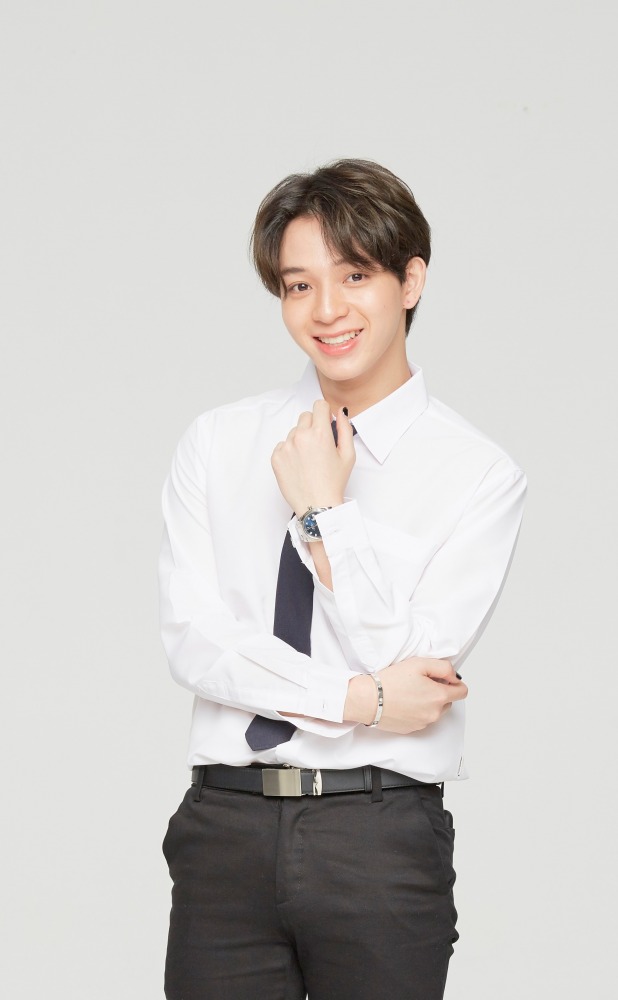 5. บาส - สุรเดช พินิวัตร์