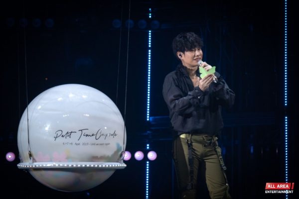 0F805DA4-16F8-4894-B47B-712DA900AC92