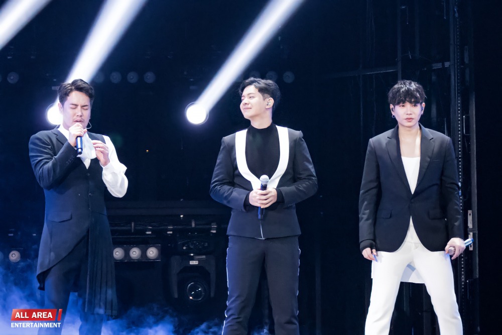 B1F55250-7BAA-4C91-8075-3465A8F9D4D5