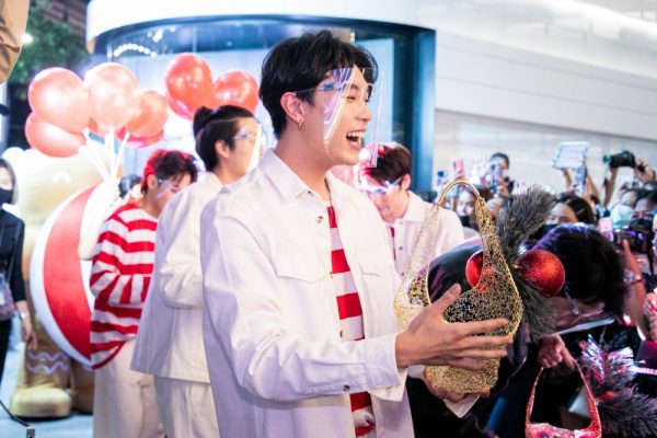 ภาพบรรยากาศเปิดเปิดงาน Let_s Celebrate 2021 _The Magical Land for All_ (16)