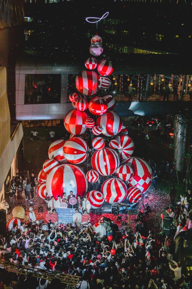 ภาพบรรยากาศเปิดเปิดงาน Let_s Celebrate 2021 _The Magical Land for All_ (5)