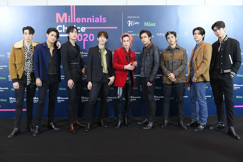 9 หนุ่มกลับมาร่วมตัวเฉพาะกิจ (2)