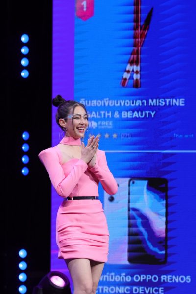 เบลล่า_Lazada Super Party (3)