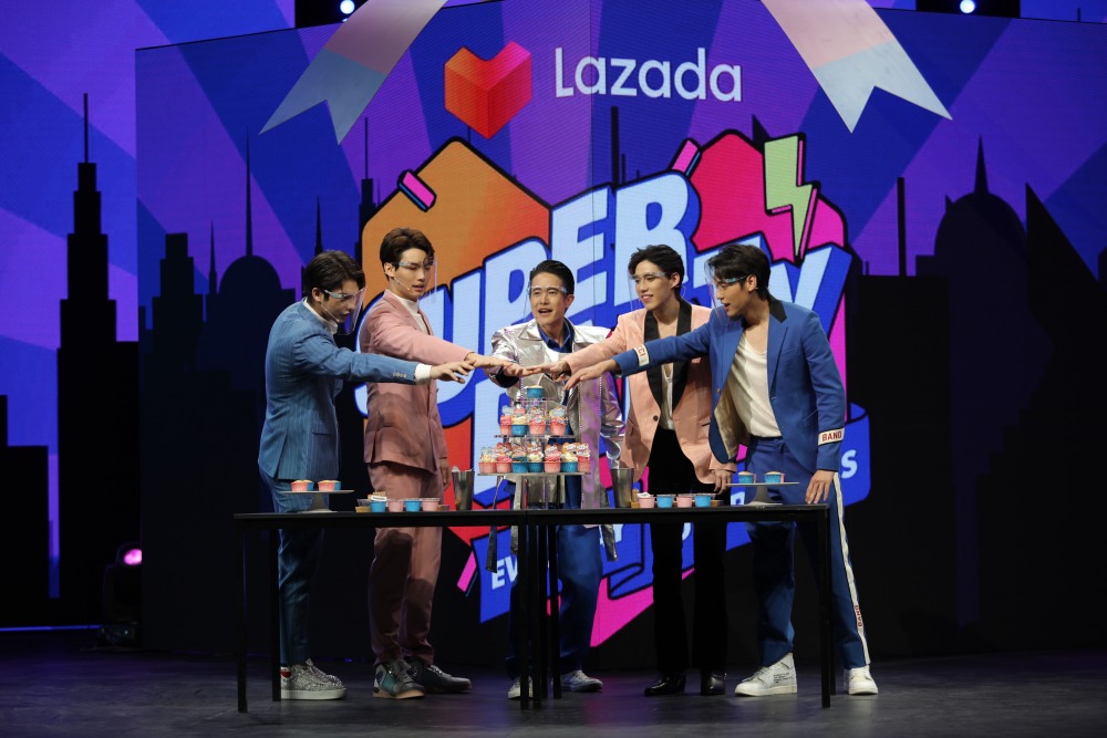 ไบร์ทวิน บิวกิ้นพีพี_Lazada Super Party (2)