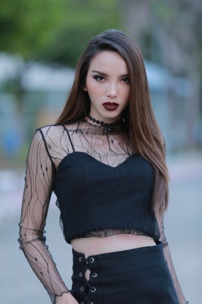 6 วายุตา รับบทโดย เทีย ทวีพาณิชย์พันธุ์ (เทีย)