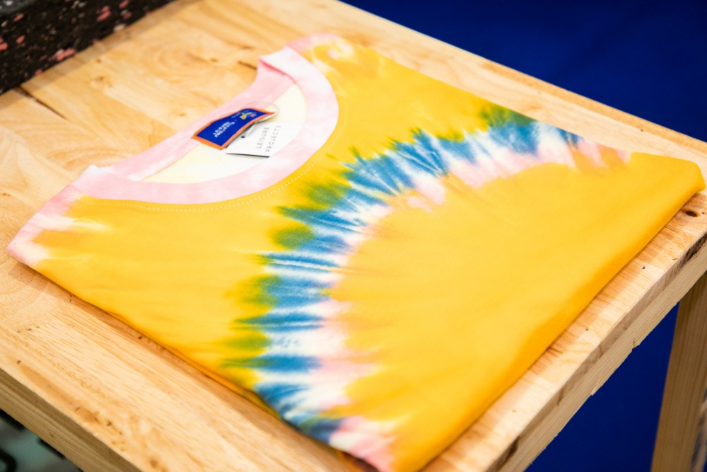 เสื้อคอลเลกชั่นพิเศษ Tie Dye Shirt by Leisure Projects (1)