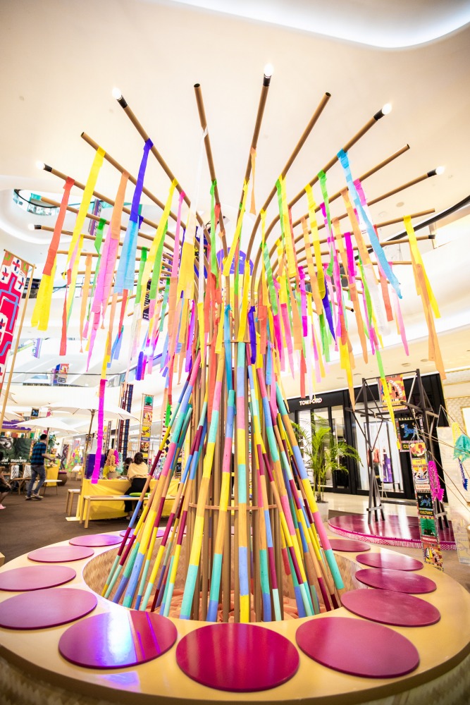 โซน Long Flag Landmark จำลอง ประเพณี แห่ไม้ค้ำโพธิ์จอมทอง ชั้น G (2)