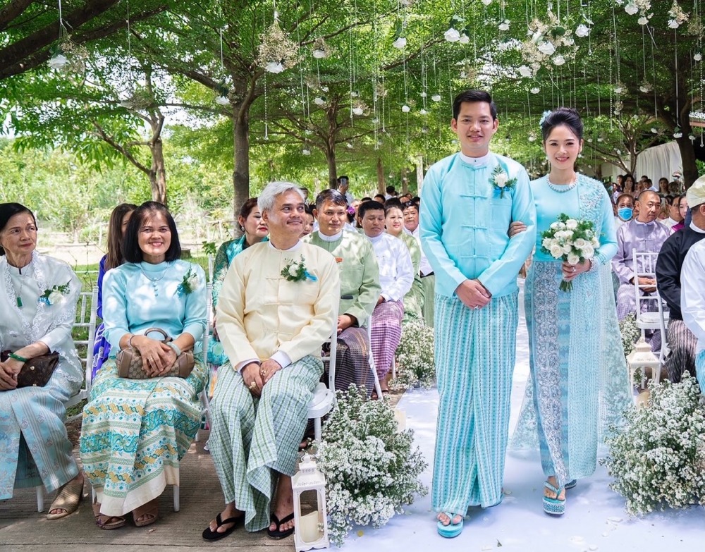 8E043E20-281B-4E99-9D7E-2E974DF25D31