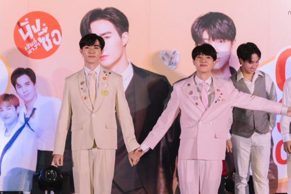 12D47329-41FC-4DE0-81B7-425CC7EA720F