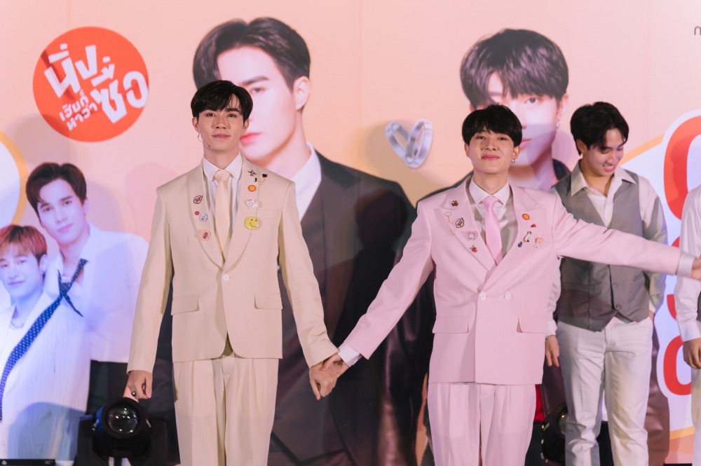 12D47329-41FC-4DE0-81B7-425CC7EA720F