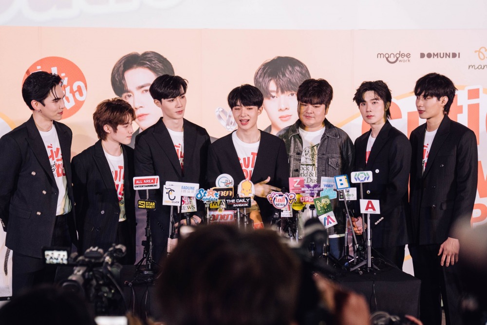 4BADE33A-0EFF-43E3-BF32-0C202B4EAA32