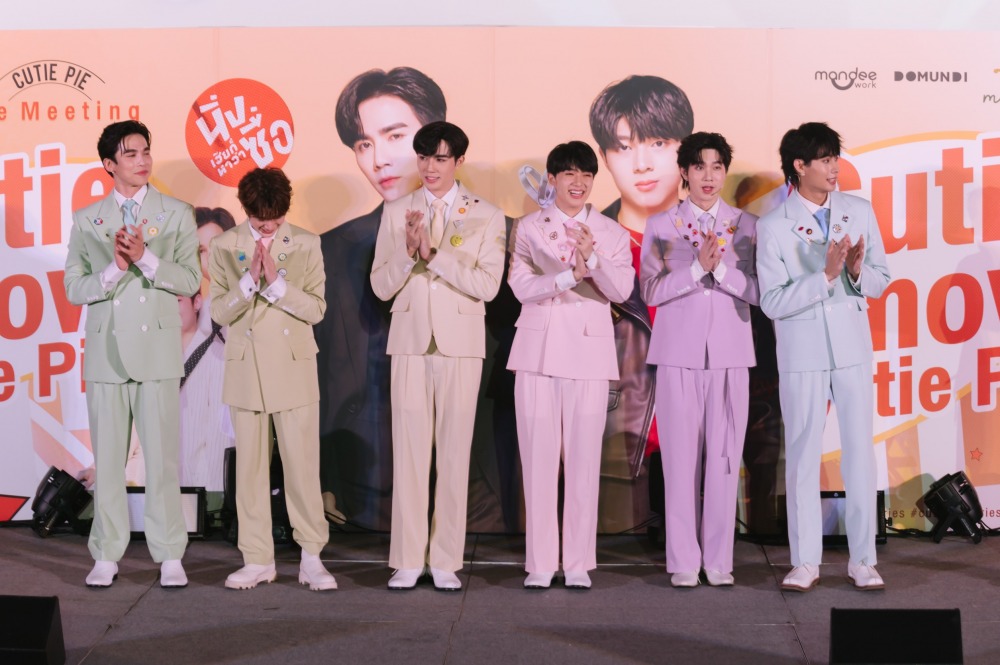 6495CCBE-070B-4EF5-A9F6-EF25FE6757CB