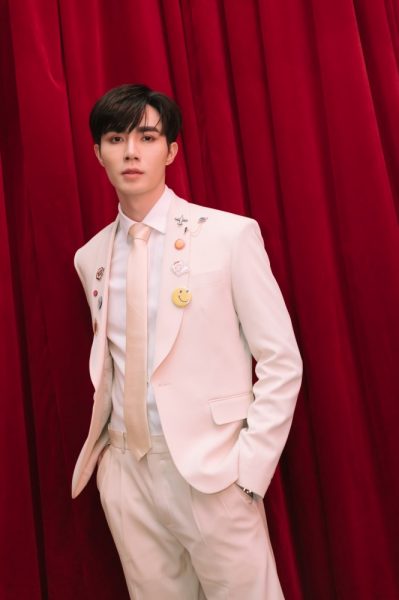 6EAD6C96-57DE-4EE8-8893-1513CBBE6133