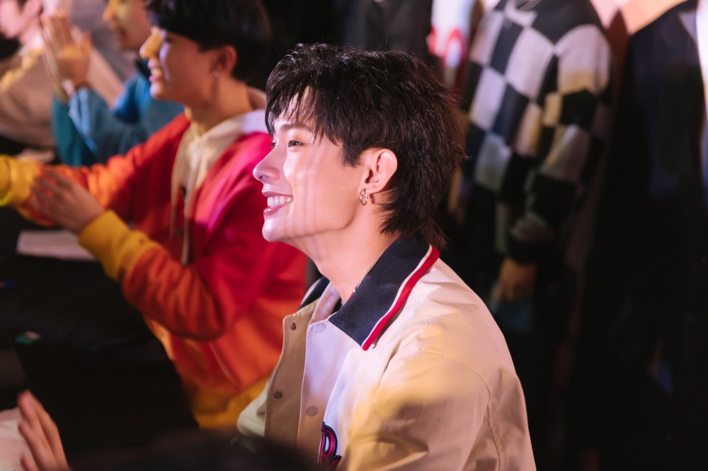 7D39A5D9-C8E4-4FDE-BC3F-3D0C41EF0666