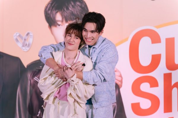 B52B3728-2DC1-45E1-913B-4A5CD25538EA