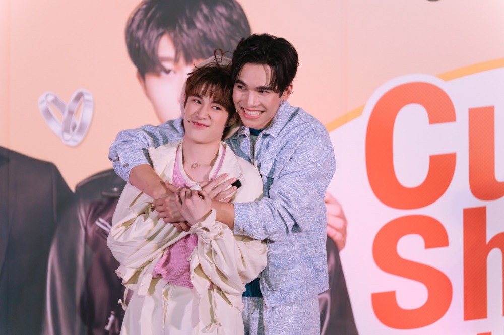 B52B3728-2DC1-45E1-913B-4A5CD25538EA