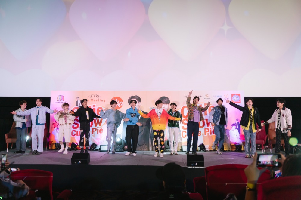 E4DFE321-D518-430E-868D-B1CC055DFAA7