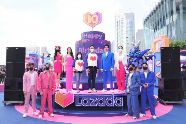 ผู้บริหารและดารา 00