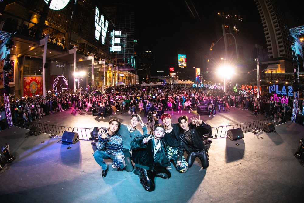 3379f56affed0a12d3167391dd799385