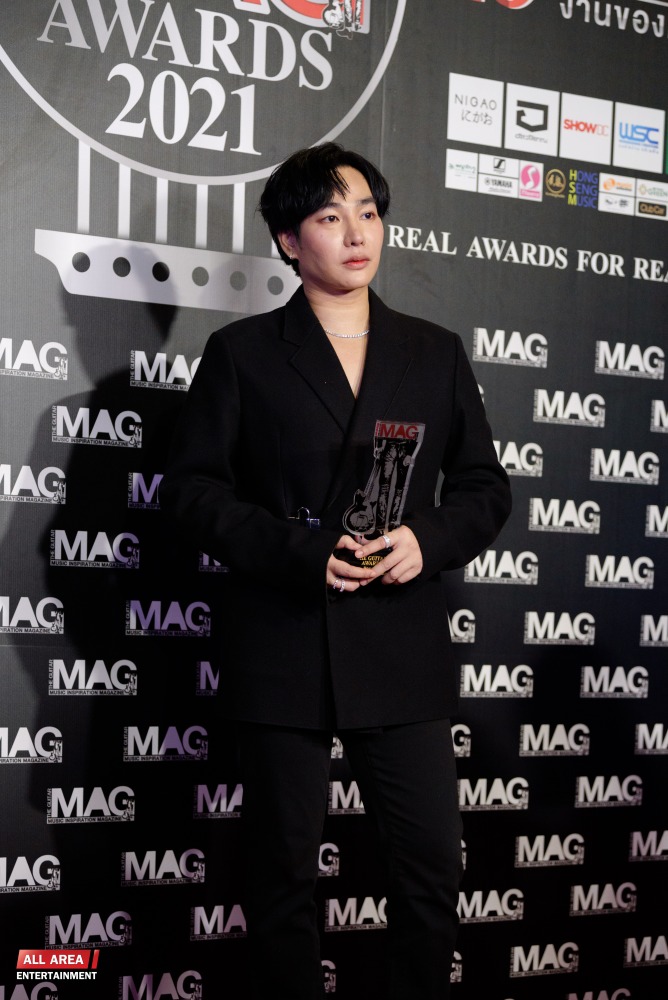 0672DEC4-B3A4-4501-A6CA-B87C7B2C3D01