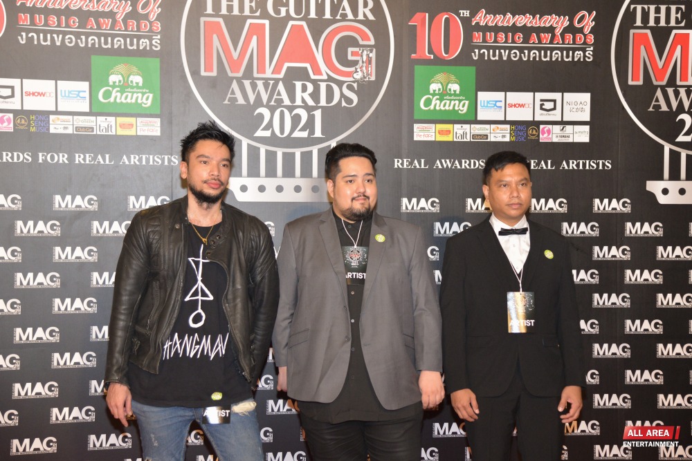 0B81B57C-789A-4640-80B7-240BD7FA983E