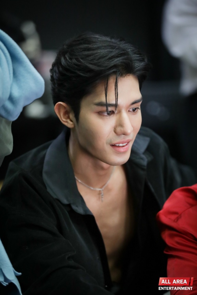 0DB0DF4B-AF5A-46B1-AC6B-59F4219F86FB