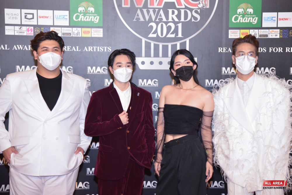 17919303-7B77-4C92-9F4D-11835D573382