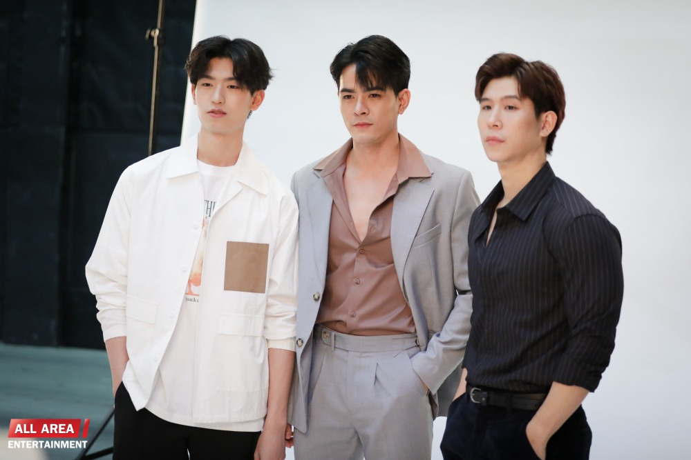 18EF195B-DB81-46E6-B039-3D3100519584