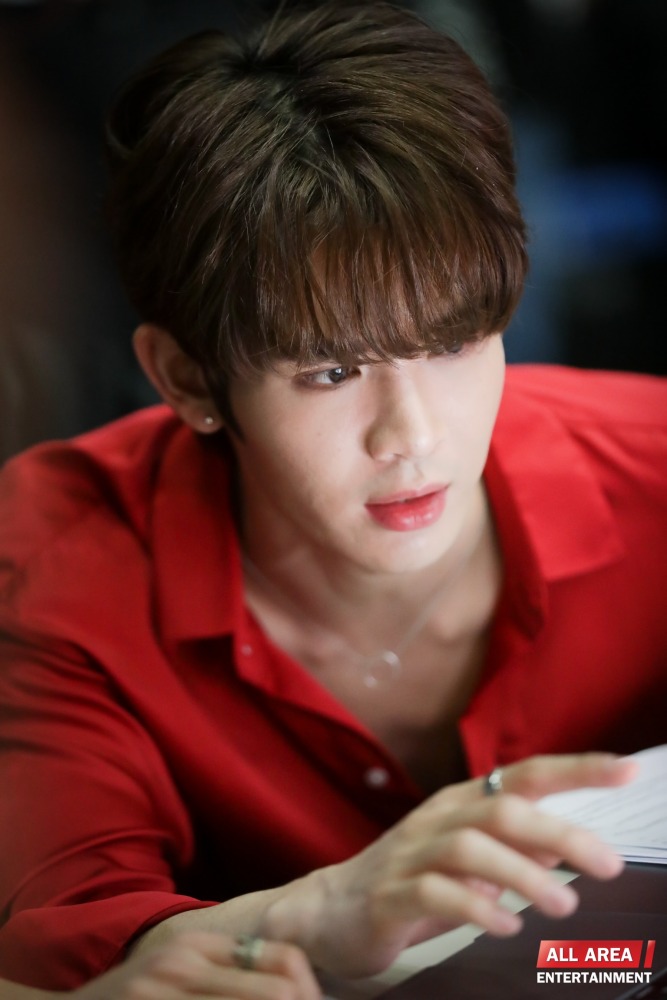 2E57DB68-C9E1-46C9-BBA1-211710ADBA0E