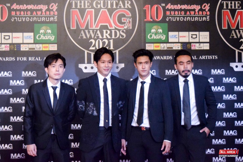 4E67E760-7D02-4102-B0AF-F62532D8FA02