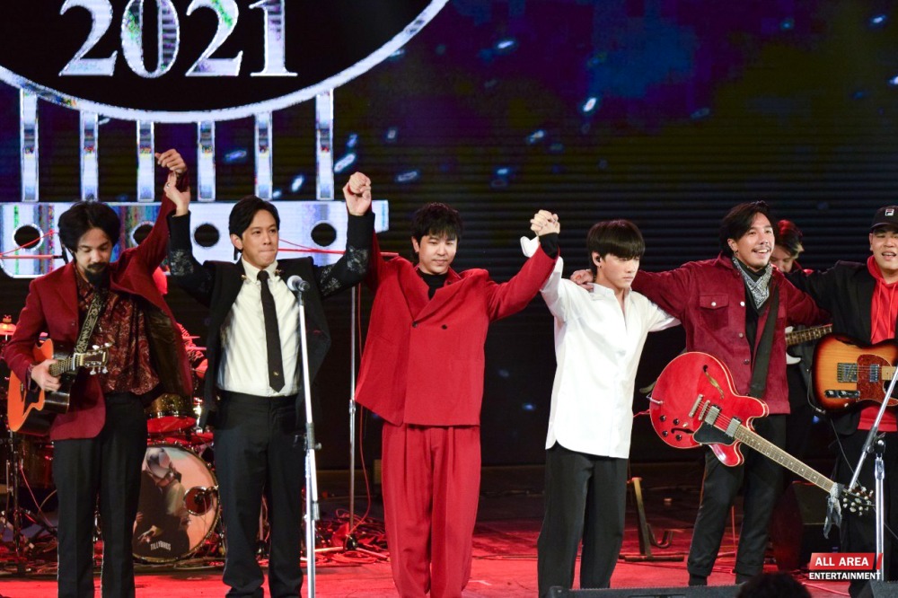 6BC4D51B-0326-483D-824D-7323EC6C04B2