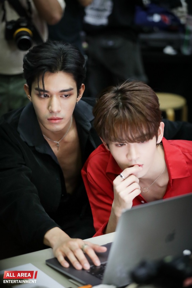 C20392DA-C3DD-4E08-BB7B-EAA8119087A9