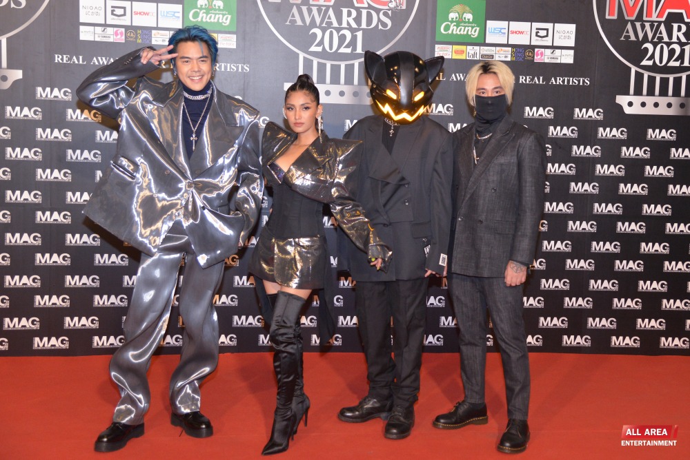 D05EAED0-6C5F-48BD-9AF2-FAAC4AB765E4