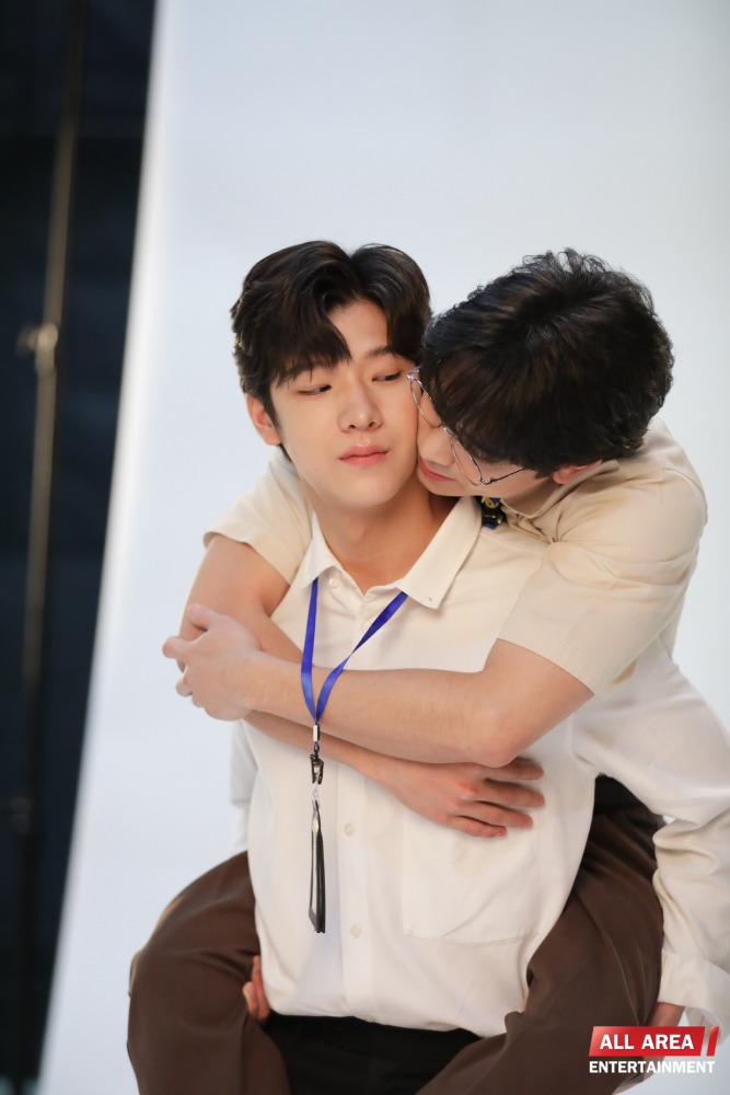 E360DE1E-2458-4F86-AED6-F83925DB36BE