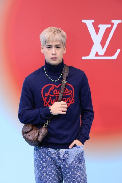 ไอซ์-พาริส อินทรโกมาลย์สุต (1)